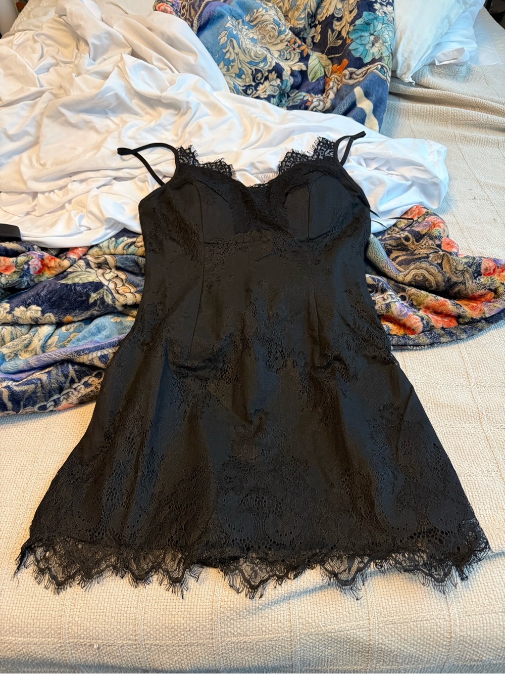 Women's Black lace dress